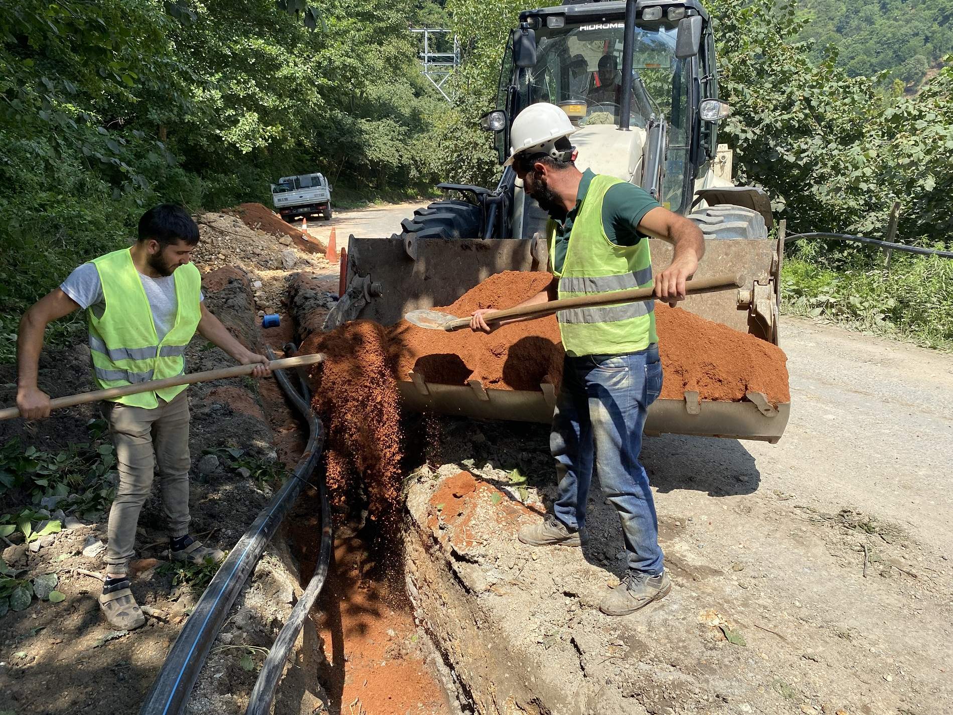 OSKİ GECE-GÜNDÜZ ÇALIŞIYOR